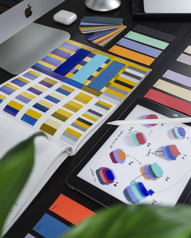 TrendCraft Brand Identity